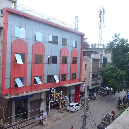 Hotel Poonam Raipur  Exterior photo